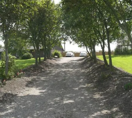 Haus-tholendorf-sonne-satt-natur-pur * Tating